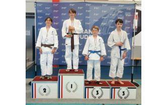 Dimanche 4 mai 2025.
4ème tournoi du circuit régional Minimes à Falaise (14).
Simon CHOPARD 1er