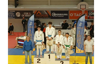 Dimanche 16 novembre 2025.
Tournoi du Circuit régional Minimes - Cherbourg (50)
Tom VALLEE 2ème
