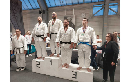 Dimanche 16 novembre 2025.
Tournoi Vétérans Label A - Nantes (44)
Teddy DEHAIS 2ème